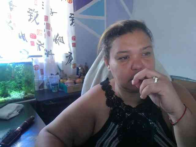 beautifulchubbyqueen webcam