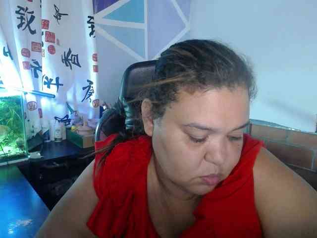 beautifulchubbyqueen webcam