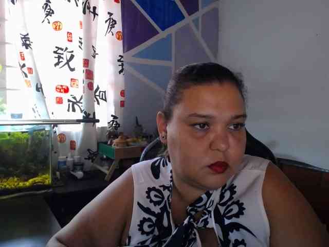 beautifulchubbyqueen webcam