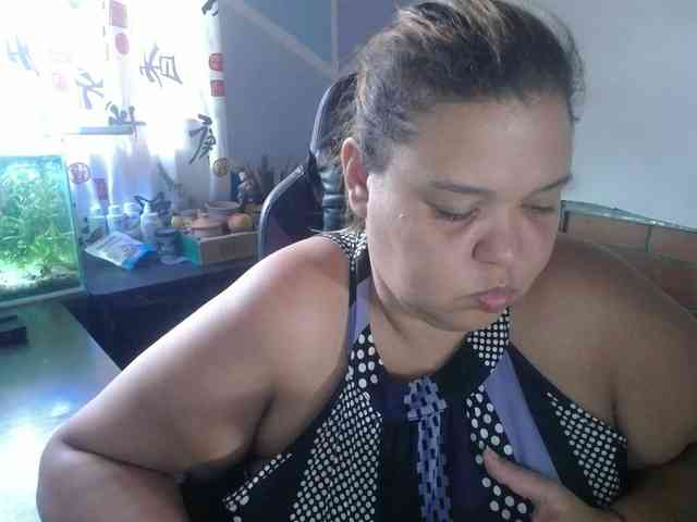 beautifulchubbyqueen webcam