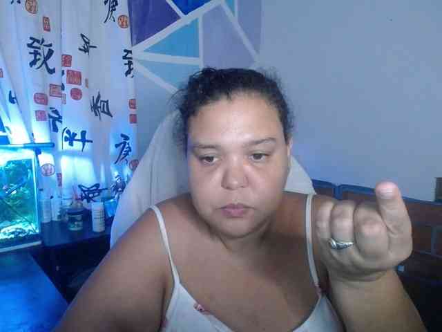 beautifulchubbyqueen webcam
