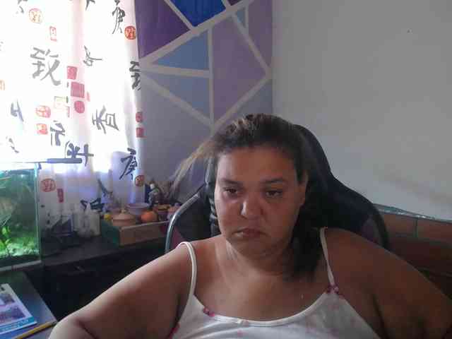 beautifulchubbyqueen webcam
