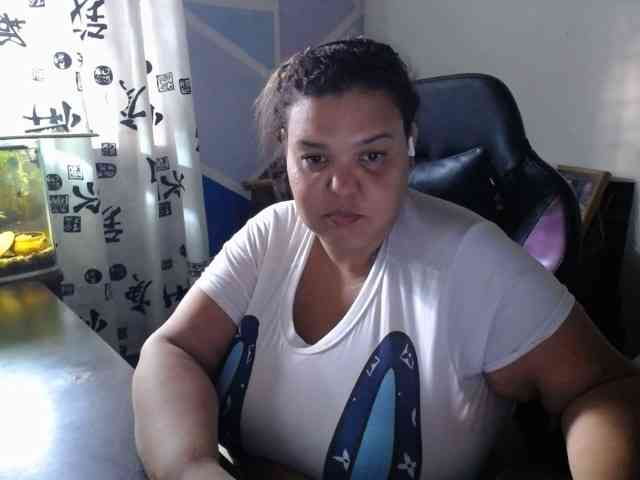 beautifulchubbyqueen webcam