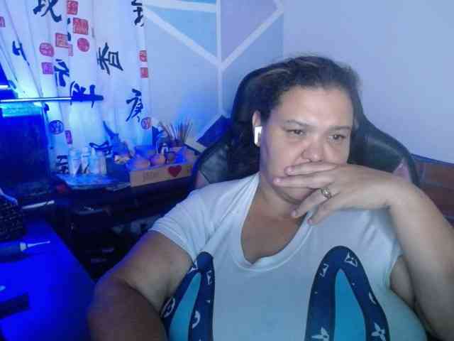 beautifulchubbyqueen webcam