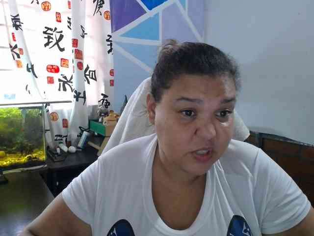 beautifulchubbyqueen webcam