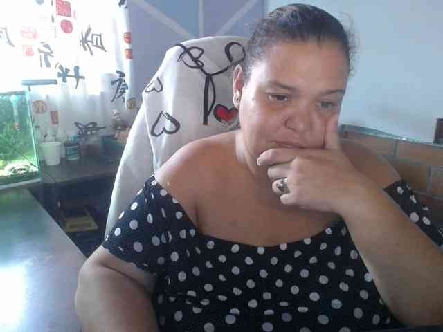 beautifulchubbyqueen webcam