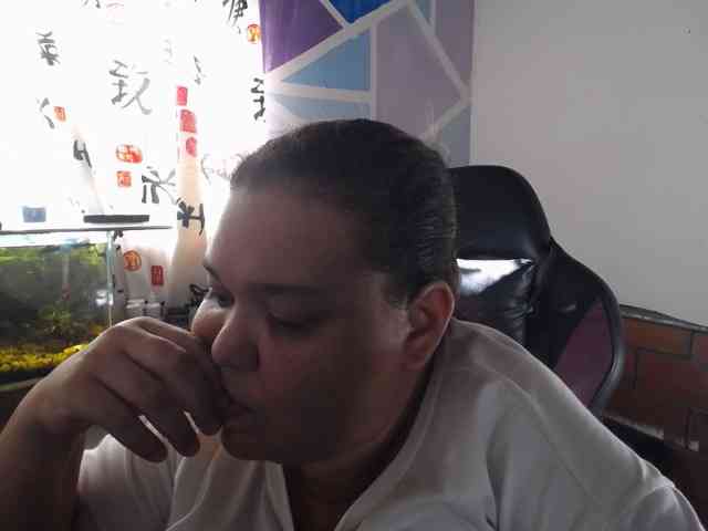 beautifulchubbyqueen webcam