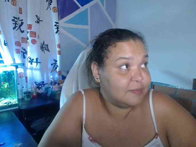 beautifulchubbyqueen webcam
