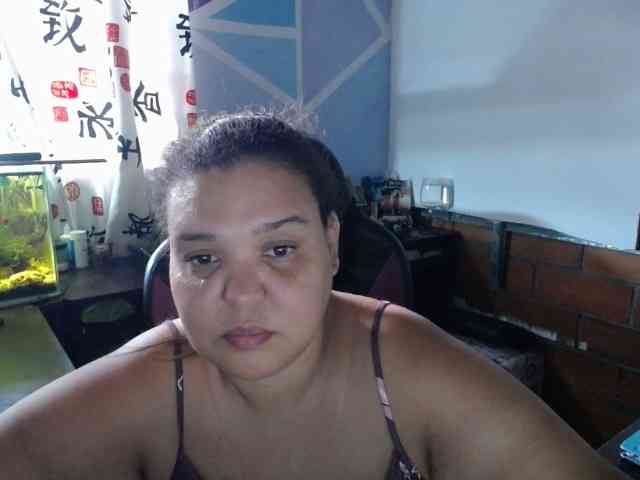 beautifulchubbyqueen webcam