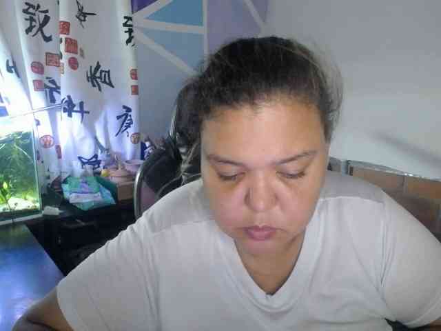 beautifulchubbyqueen webcam