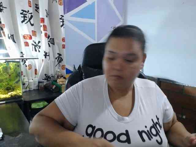 beautifulchubbyqueen webcam