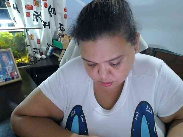beautifulchubbyqueen webcam