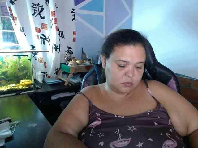 Modèle: beautifulchubbyqueen