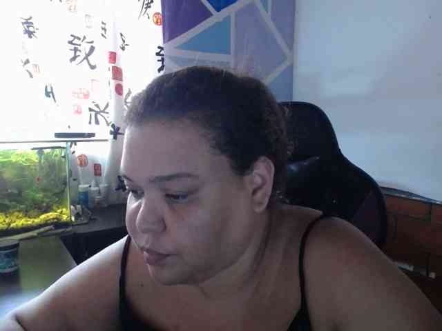 beautifulchubbyqueen webcam