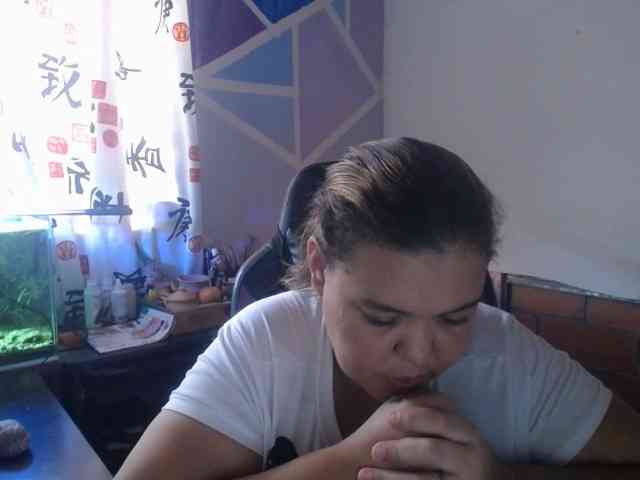 beautifulchubbyqueen webcam