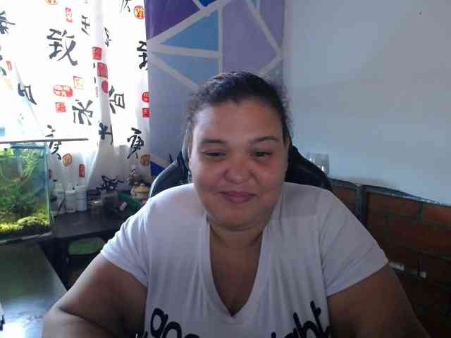 beautifulchubbyqueen webcam