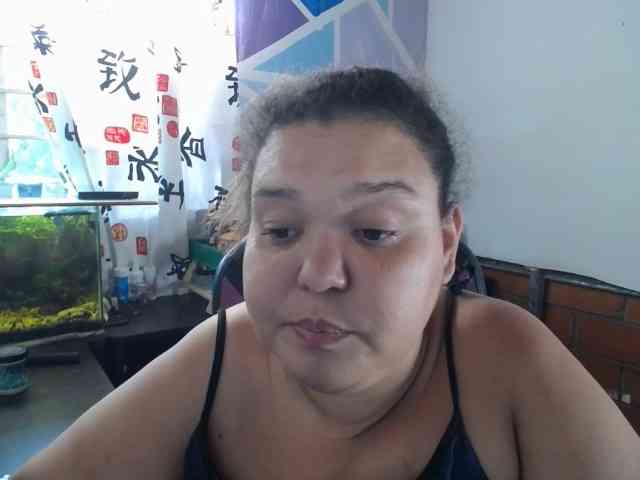 beautifulchubbyqueen webcam