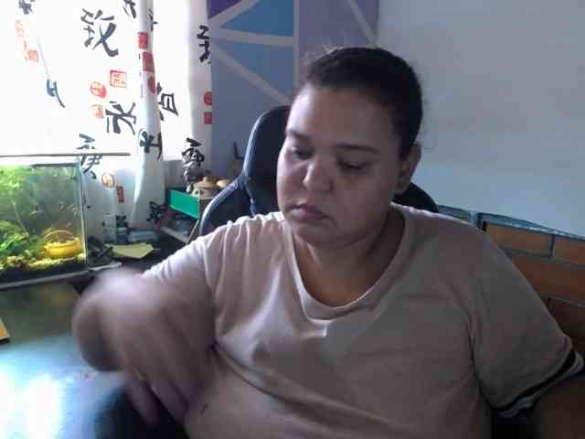 beautifulchubbyqueen webcam