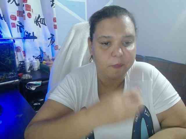 beautifulchubbyqueen webcam