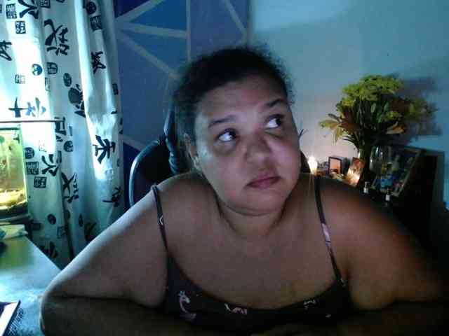beautifulchubbyqueen webcam