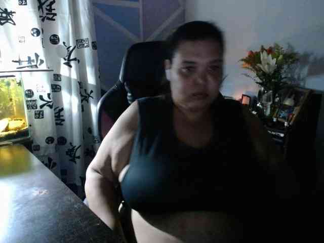 beautifulchubbyqueen webcam