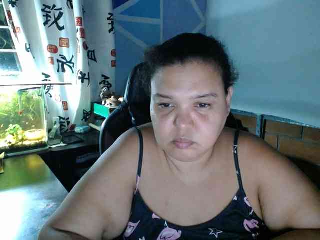 beautifulchubbyqueen webcam