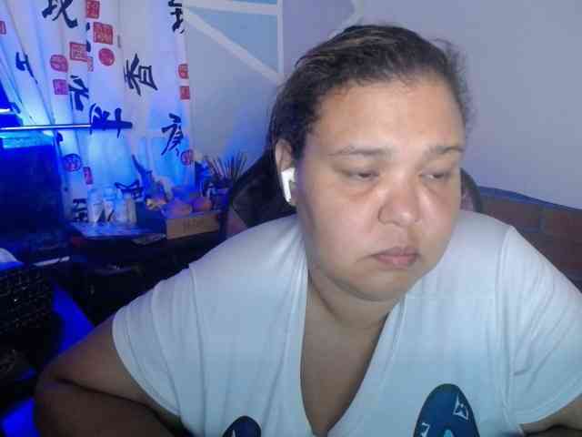 beautifulchubbyqueen webcam