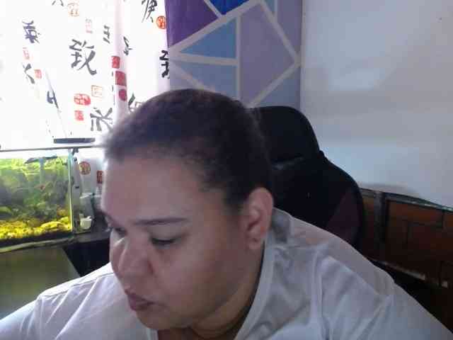 beautifulchubbyqueen webcam