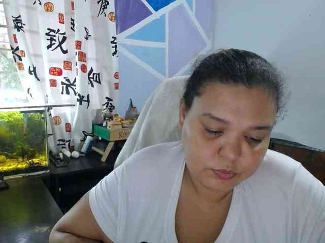 beautifulchubbyqueen webcam