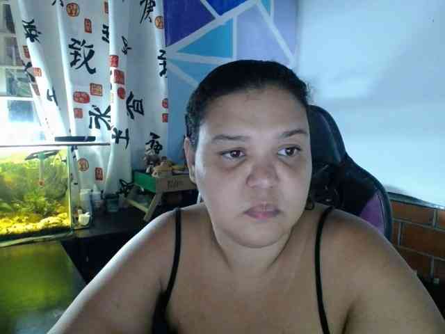 beautifulchubbyqueen webcam