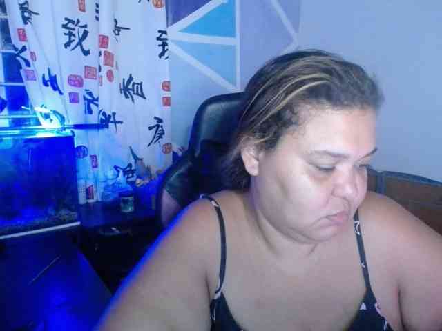 beautifulchubbyqueen webcam