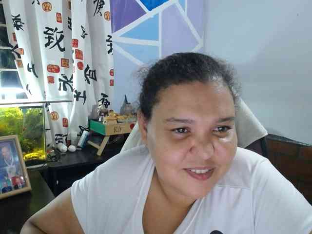 beautifulchubbyqueen webcam