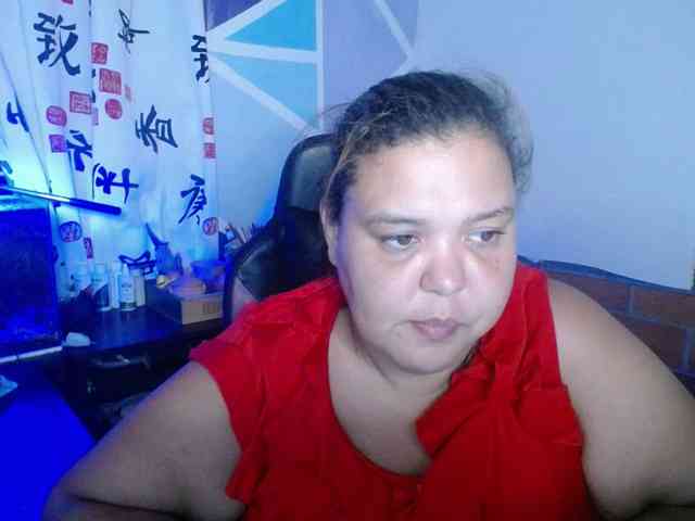 beautifulchubbyqueen webcam