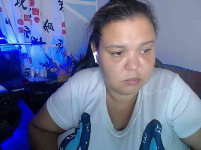 beautifulchubbyqueen webcam