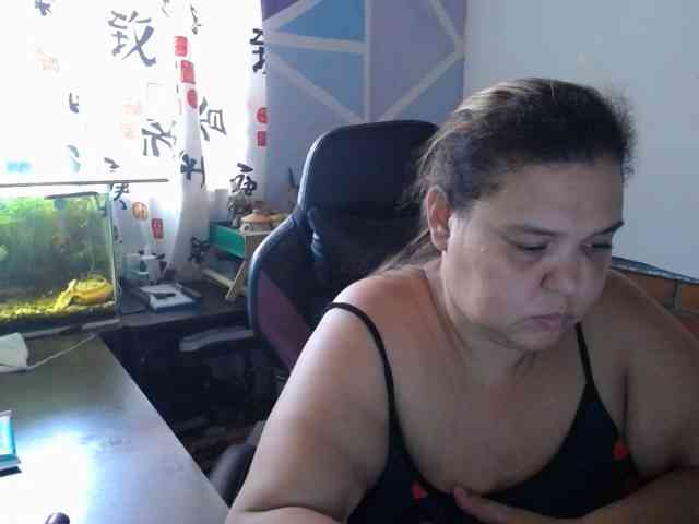 beautifulchubbyqueen webcam