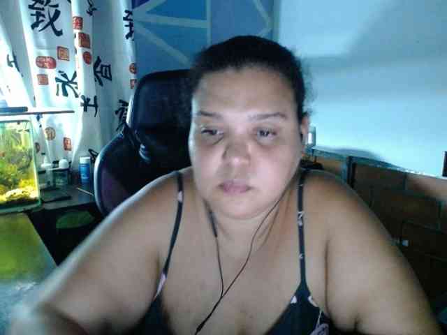 beautifulchubbyqueen webcam