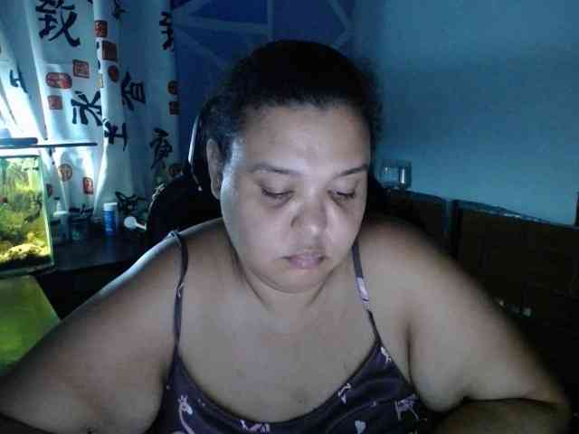 beautifulchubbyqueen webcam