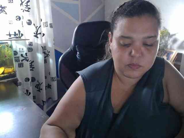 beautifulchubbyqueen webcam