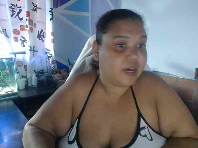 beautifulchubbyqueen webcam
