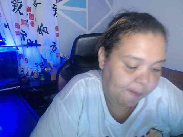 beautifulchubbyqueen webcam