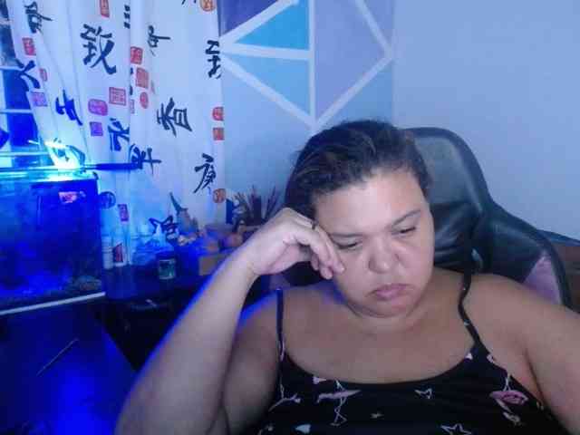 beautifulchubbyqueen webcam