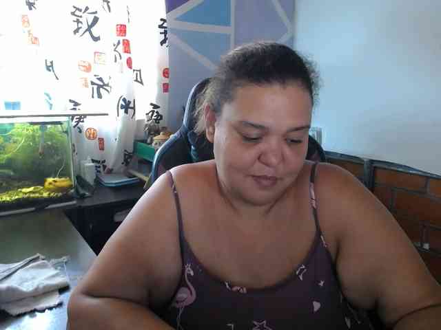 beautifulchubbyqueen webcam