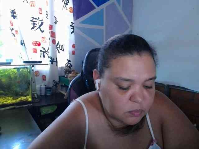 beautifulchubbyqueen webcam