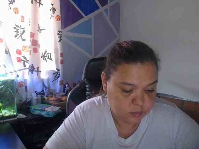beautifulchubbyqueen webcam
