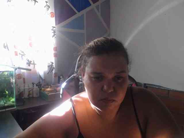 beautifulchubbyqueen webcam