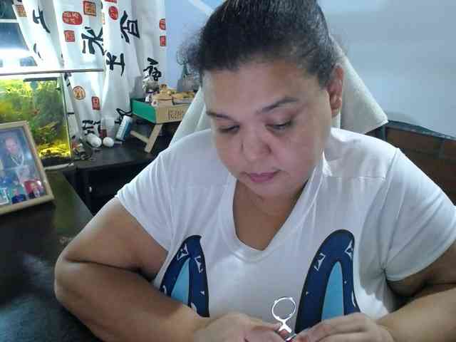 beautifulchubbyqueen webcam