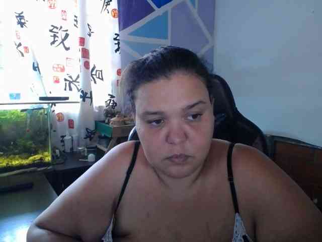 beautifulchubbyqueen webcam