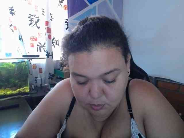 beautifulchubbyqueen webcam
