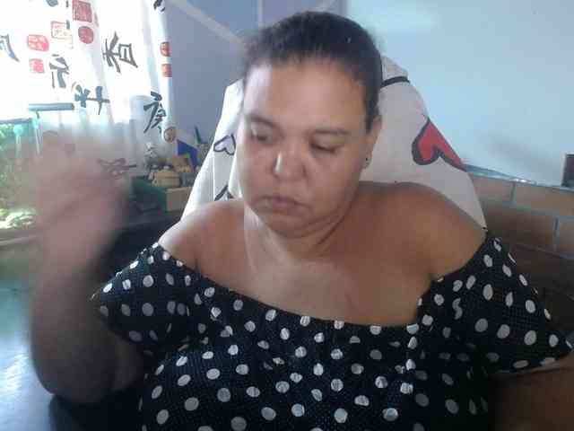beautifulchubbyqueen webcam