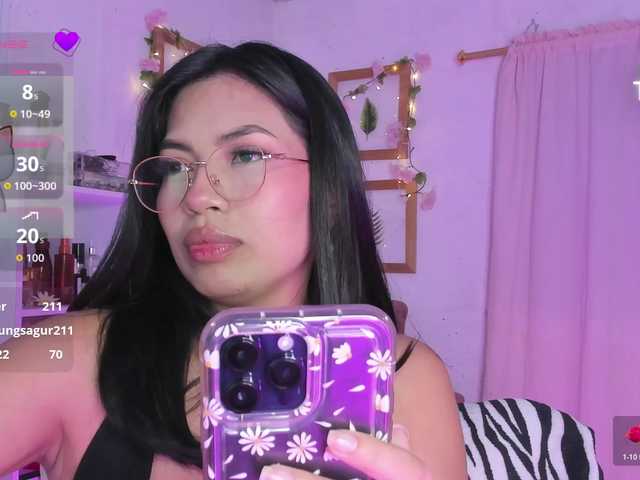 Rosielee live cam on BongaCams